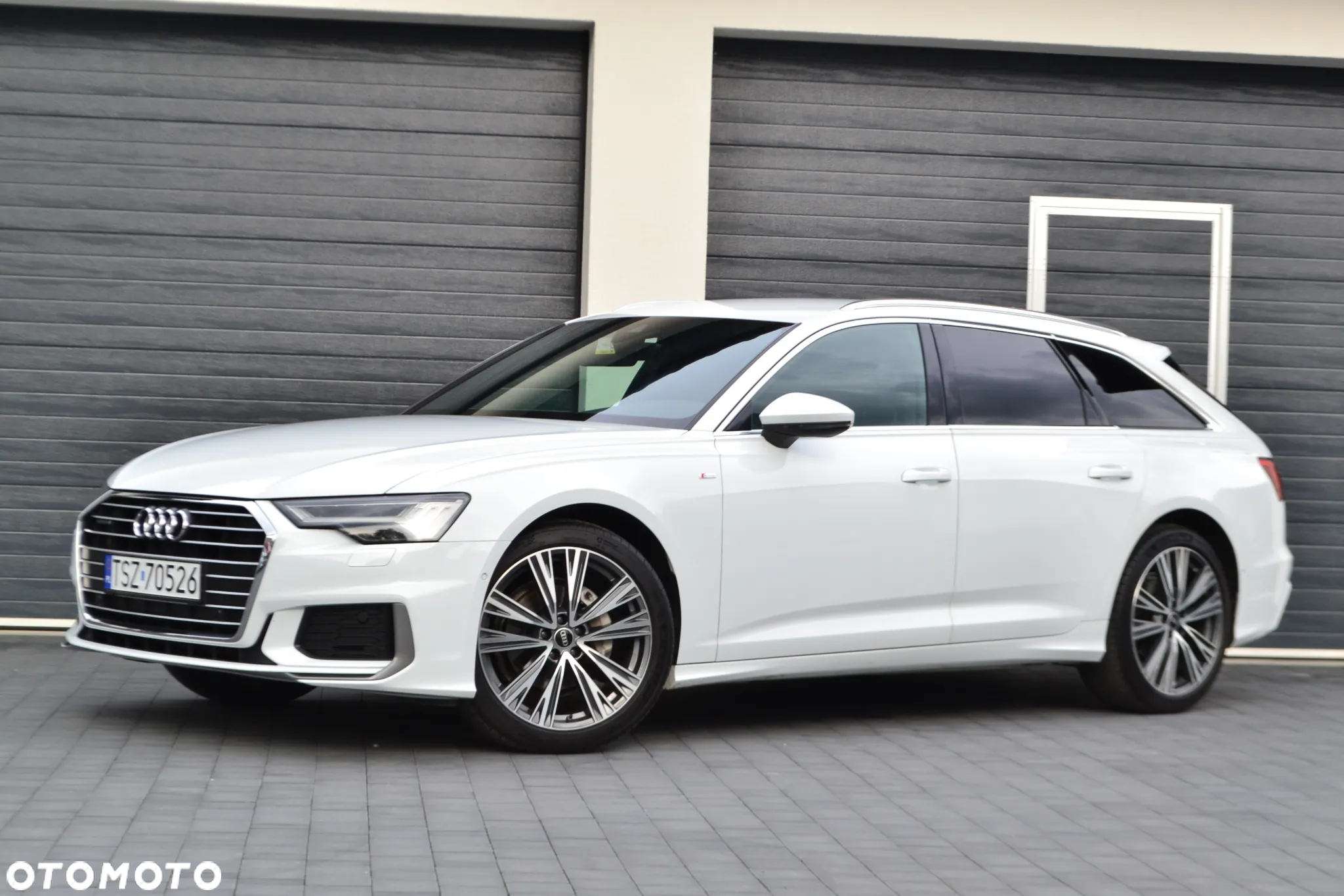 Audi A6 Avant 40 TDI quattro S tronic S line - 9