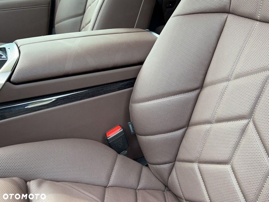 BMW Seria 7 740d xDrive mHEV M Sport sport - 10