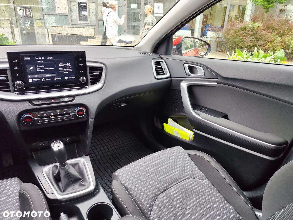 Kia XCeed 1.5 T-GDI M - 12