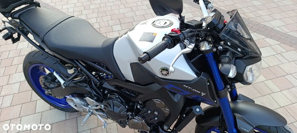 Yamaha MT - 19