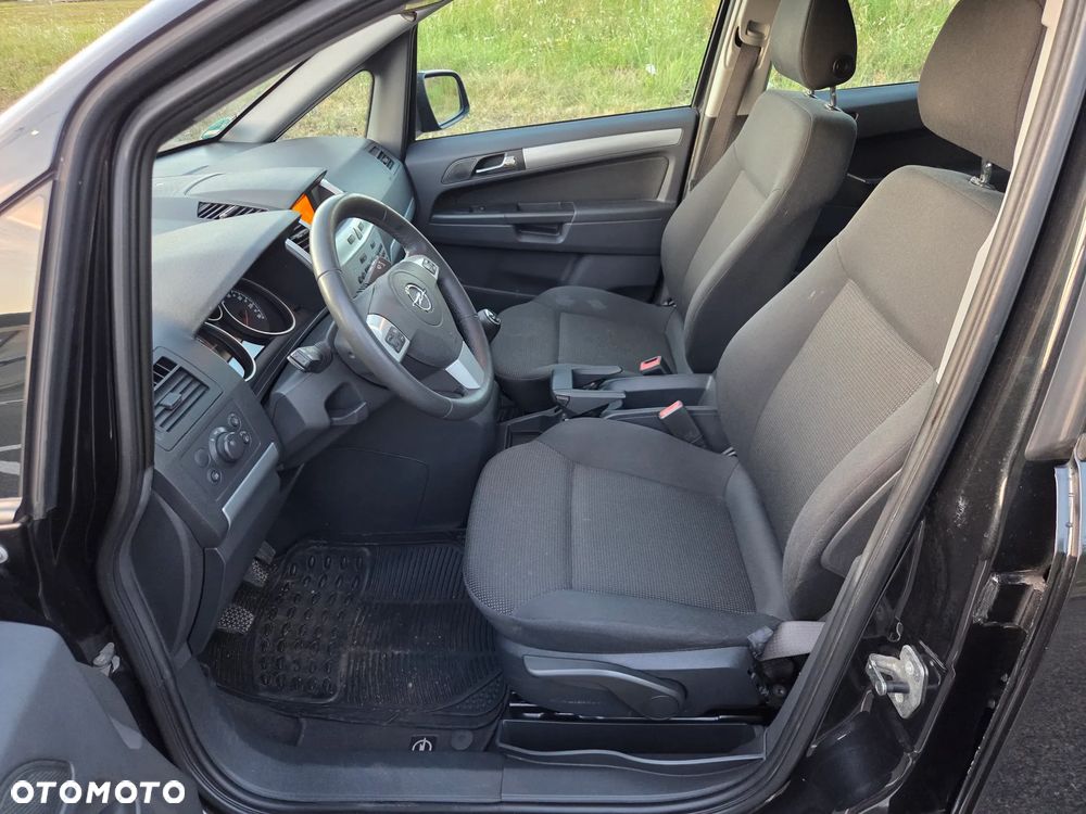 Opel Zafira 1.8 Family - 11