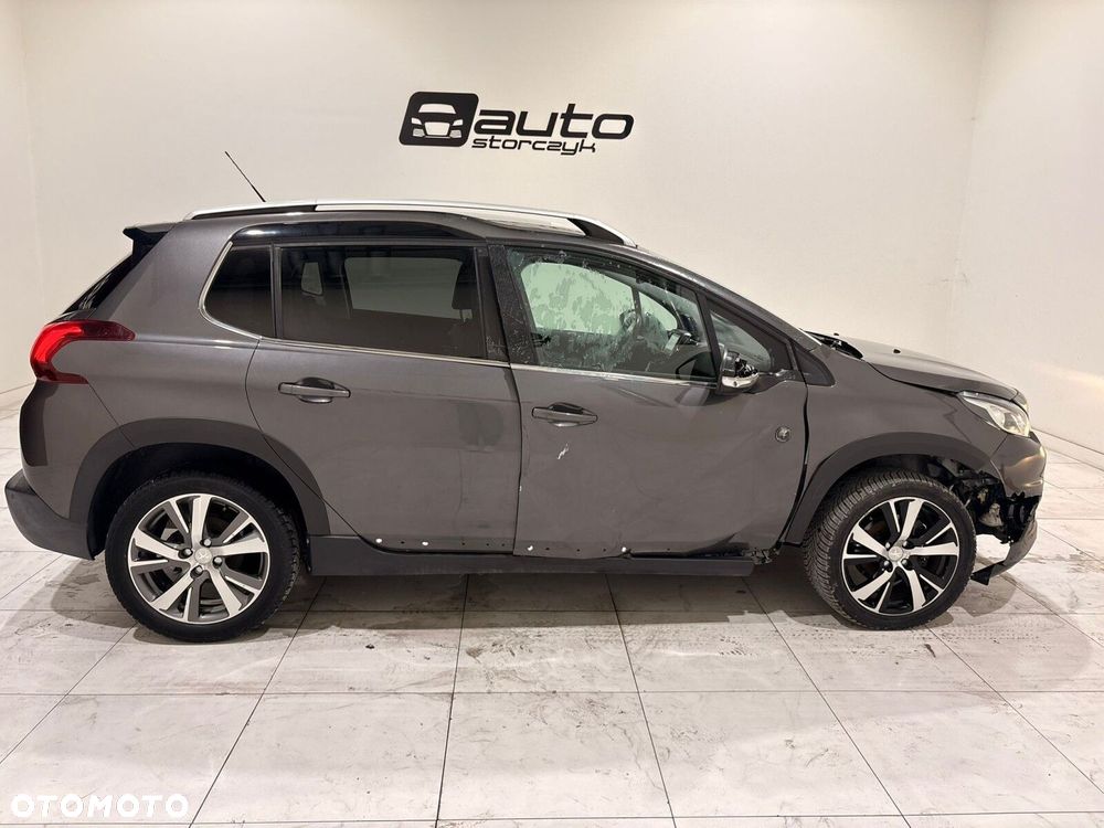 Peugeot 2008 - 9