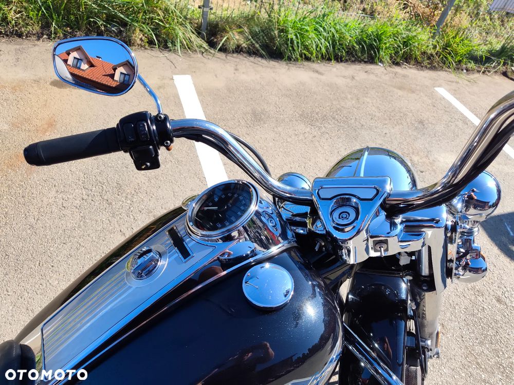 Harley-Davidson Touring Road King - 25