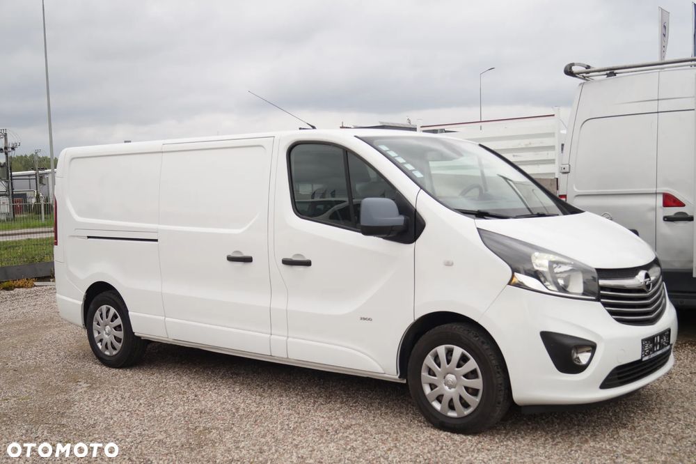Opel Vivaro - 9