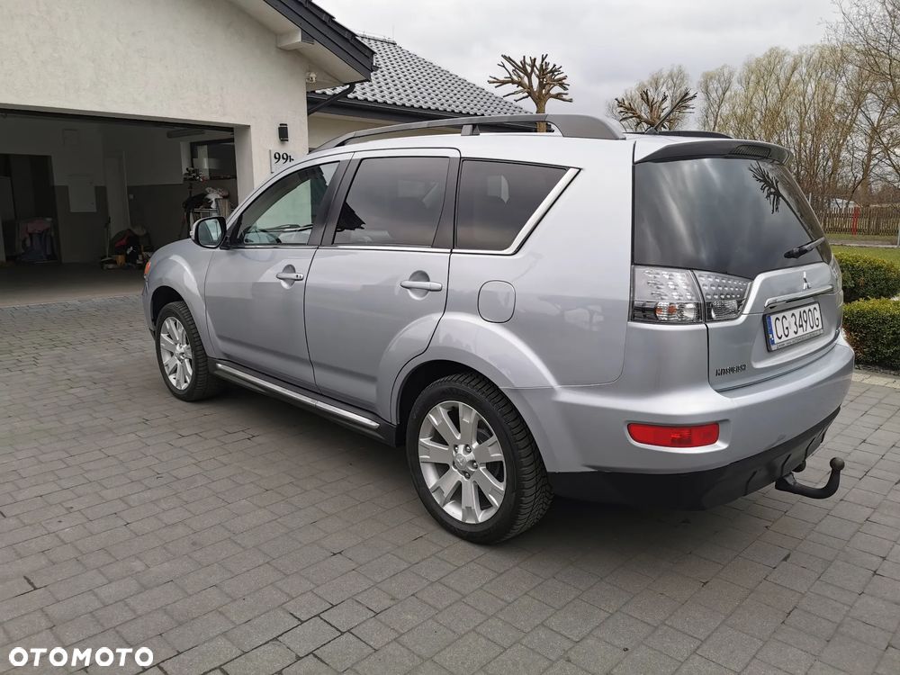 Mitsubishi Outlander 2.2 DI-D 4WD TC-SST Motion - 11