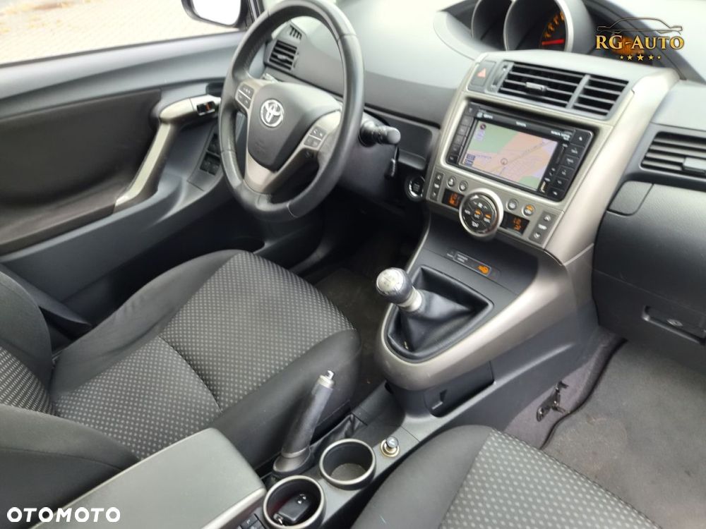 Toyota Verso - 20