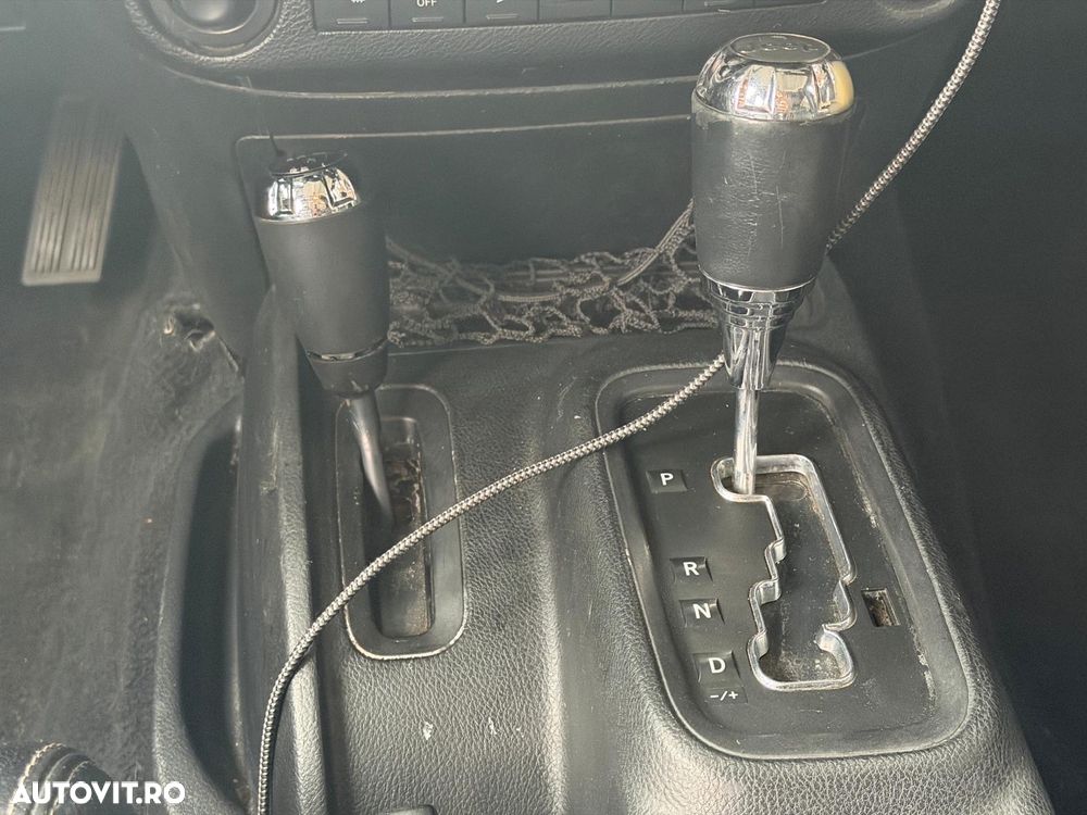 Jeep Wrangler Unlimited 3.6 Automatik Sahara - 15