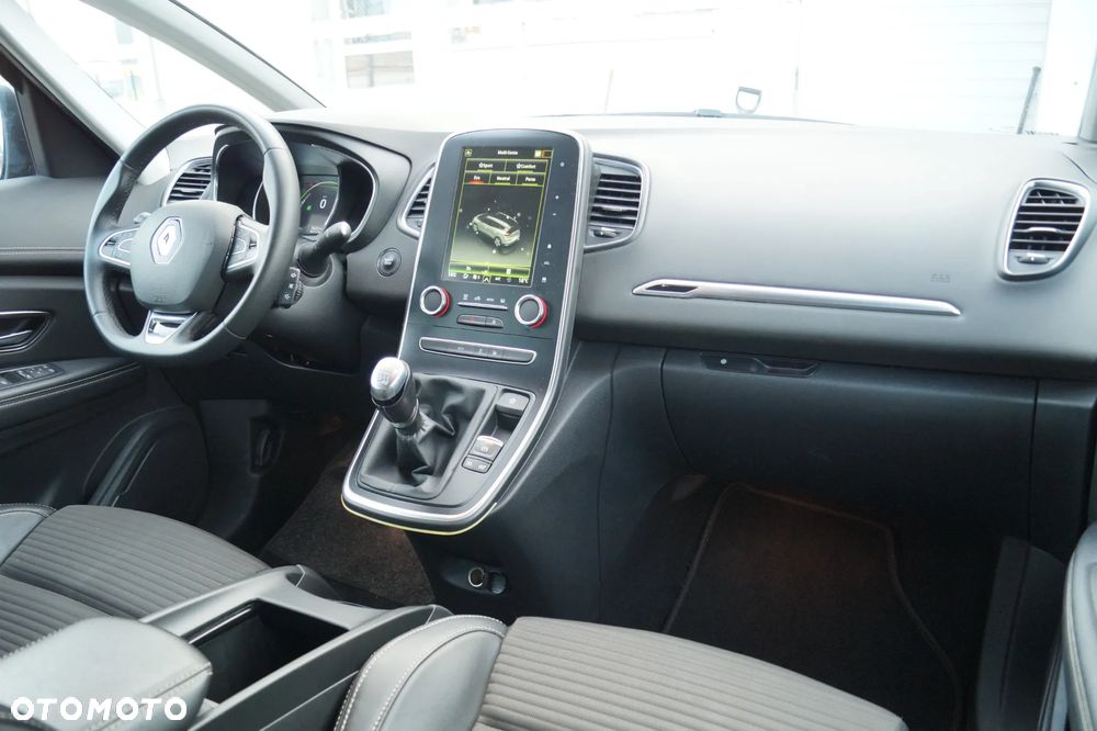 Renault Grand Scenic - 33