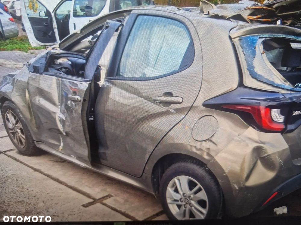 Toyota Yaris 1.5 Premiere Edition - 1