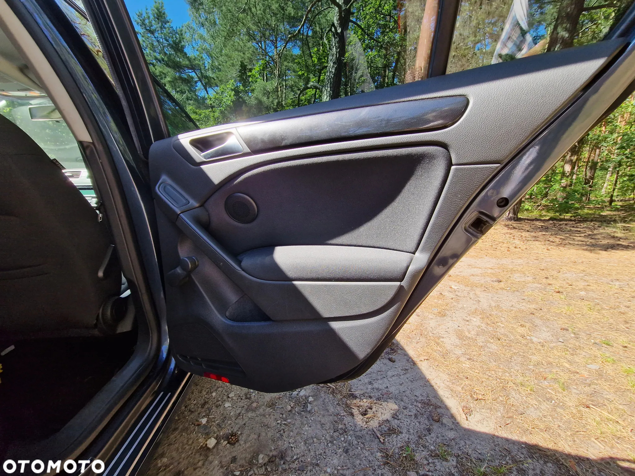 Volkswagen Golf 1.6 Team - 9