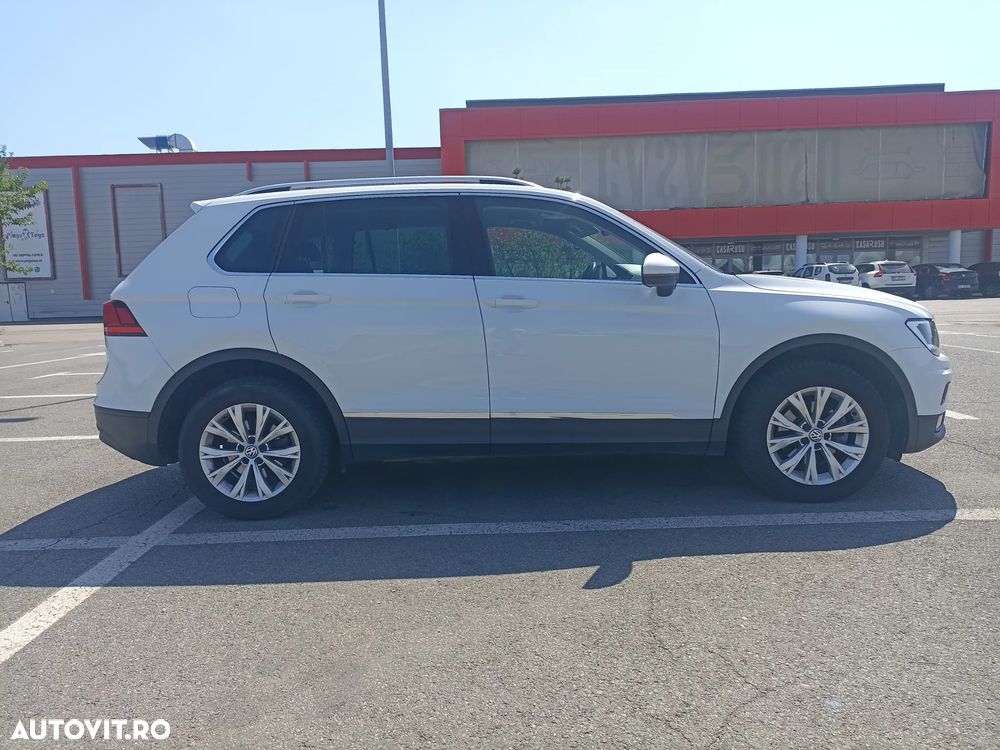 Volkswagen Tiguan 2.0 TDI 4Mot DSG Comfortline - 6