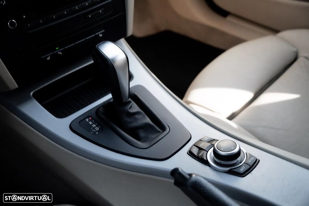 BMW 318 d Auto Pack M - 21