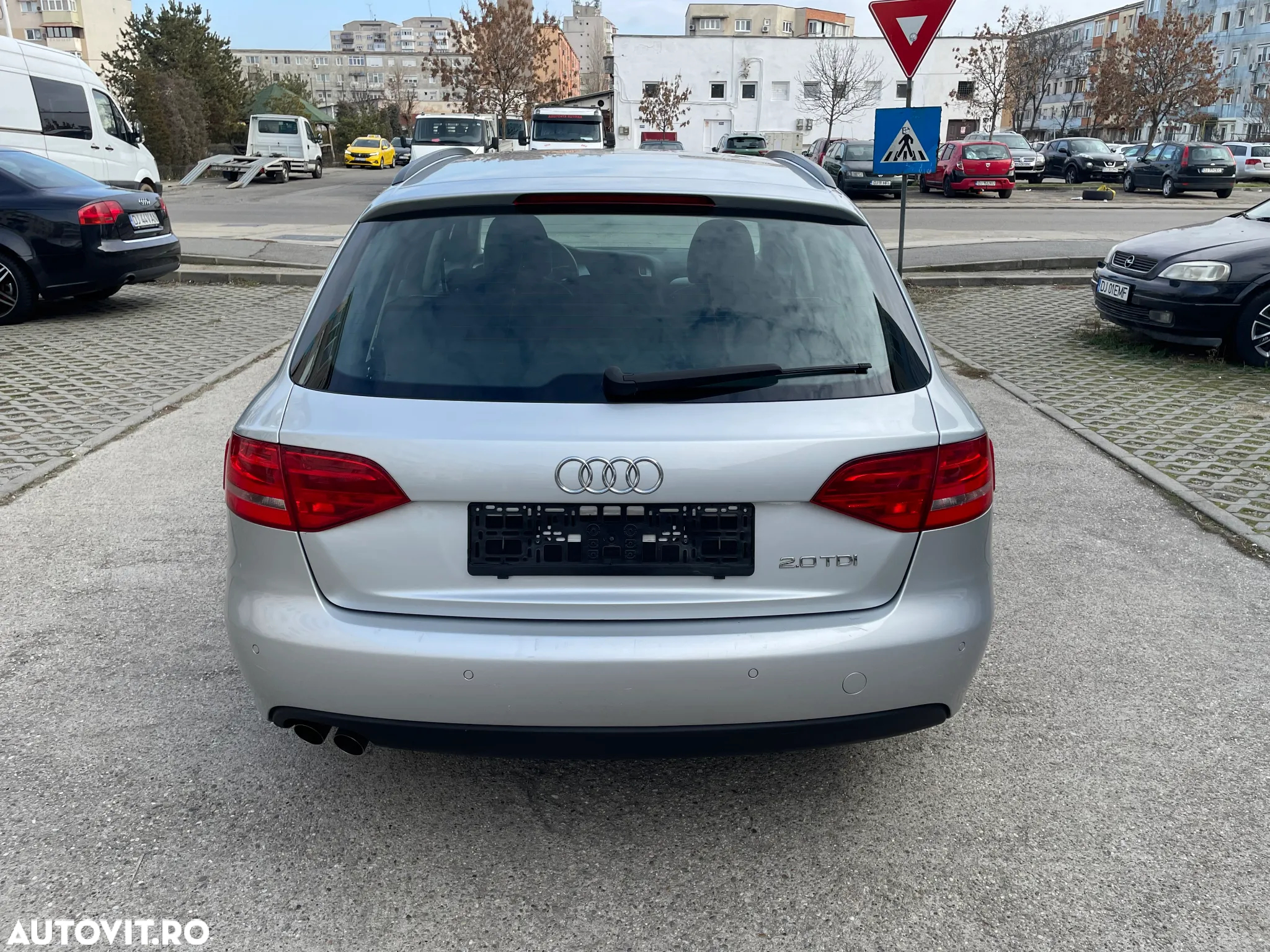 Audi A4 2.0 TDI Avant - 10