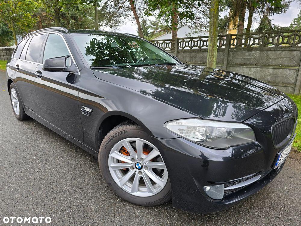 BMW 5 Series 2010 photo 3