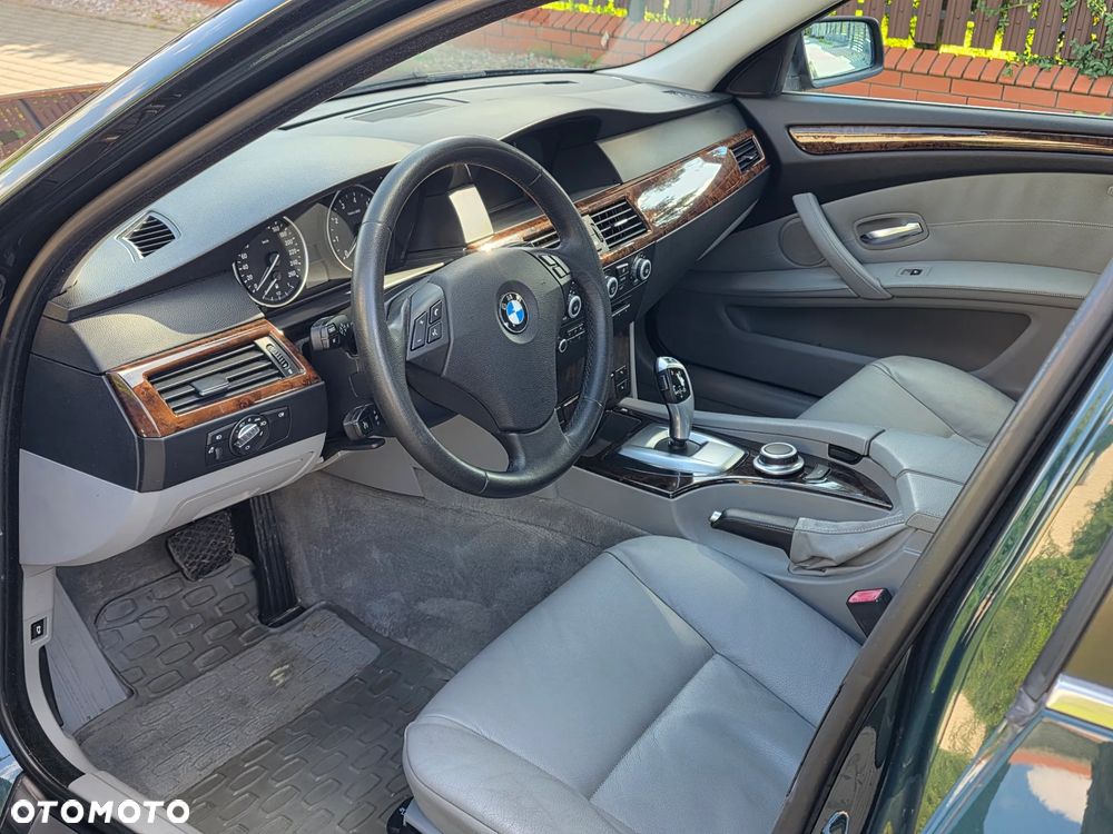 BMW Seria 5 530xi - 3