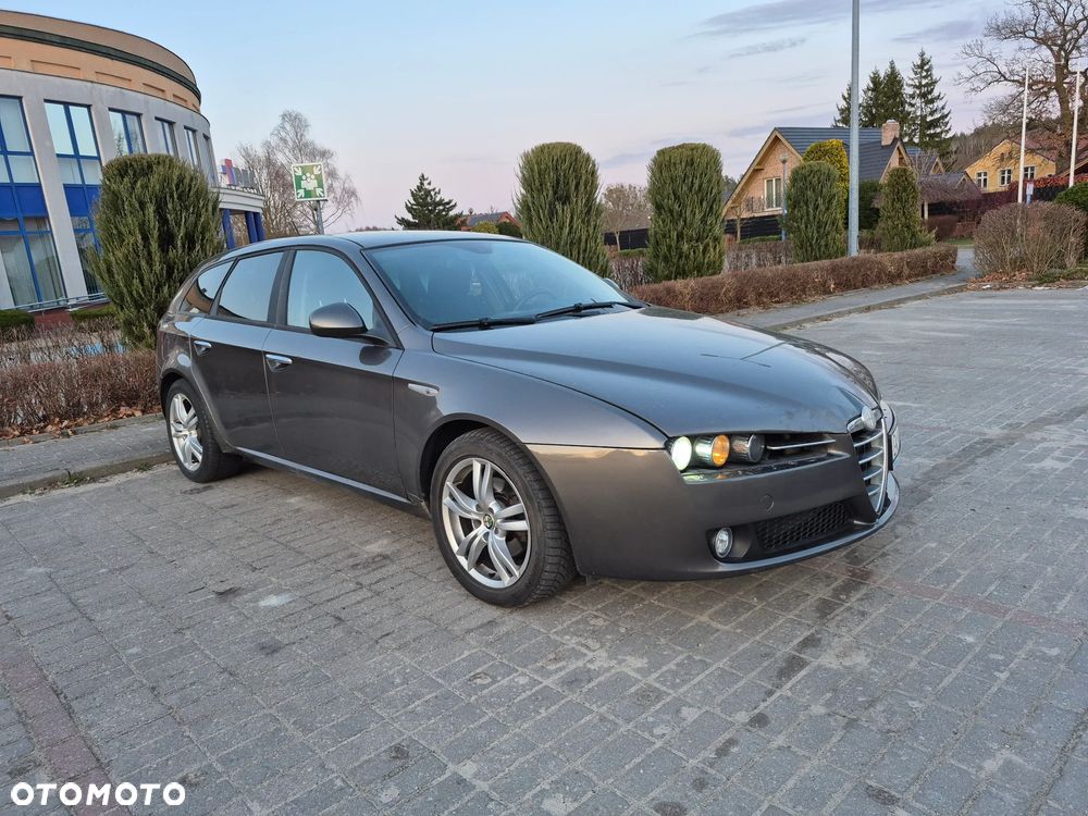 Alfa Romeo 159 - 1