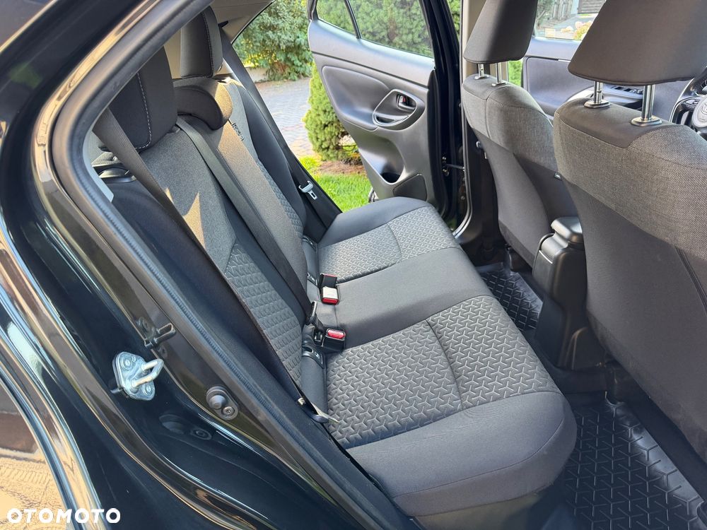 Toyota Yaris Cross Hybrid 1.5 Comfort - 30