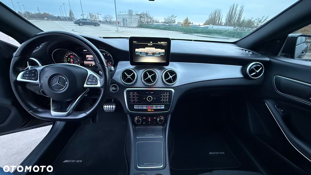 Mercedes-Benz CLA 180 7G-DCT AMG Line - 9