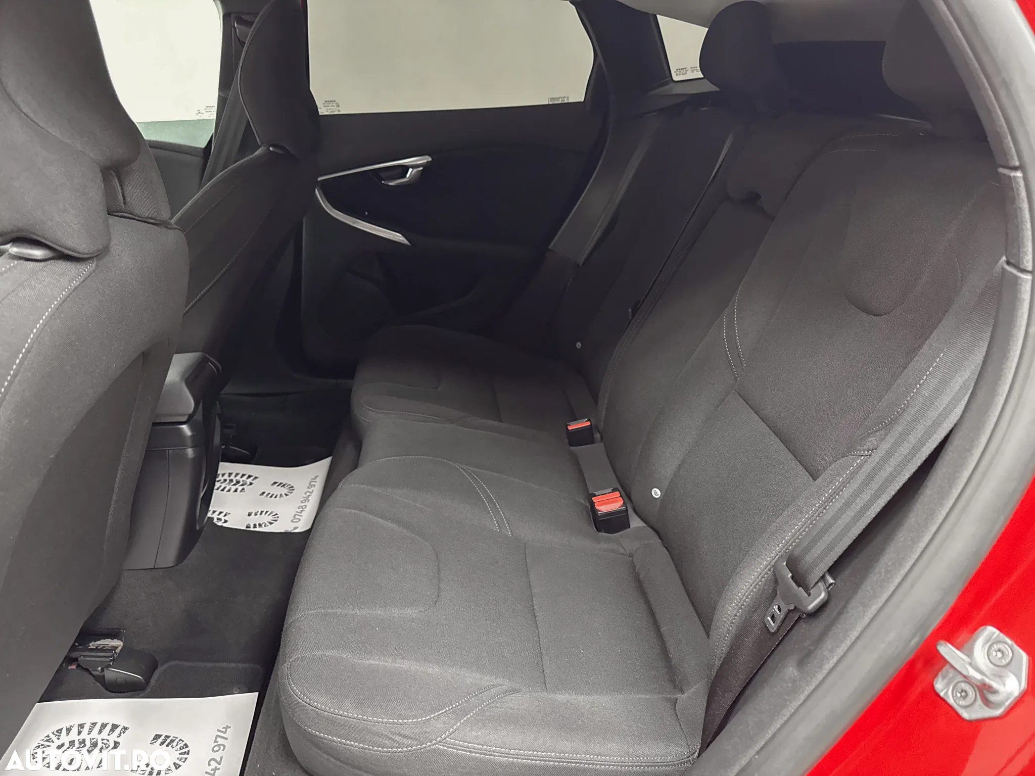 Volvo V40 D2 Geartronic Linje You! - 17