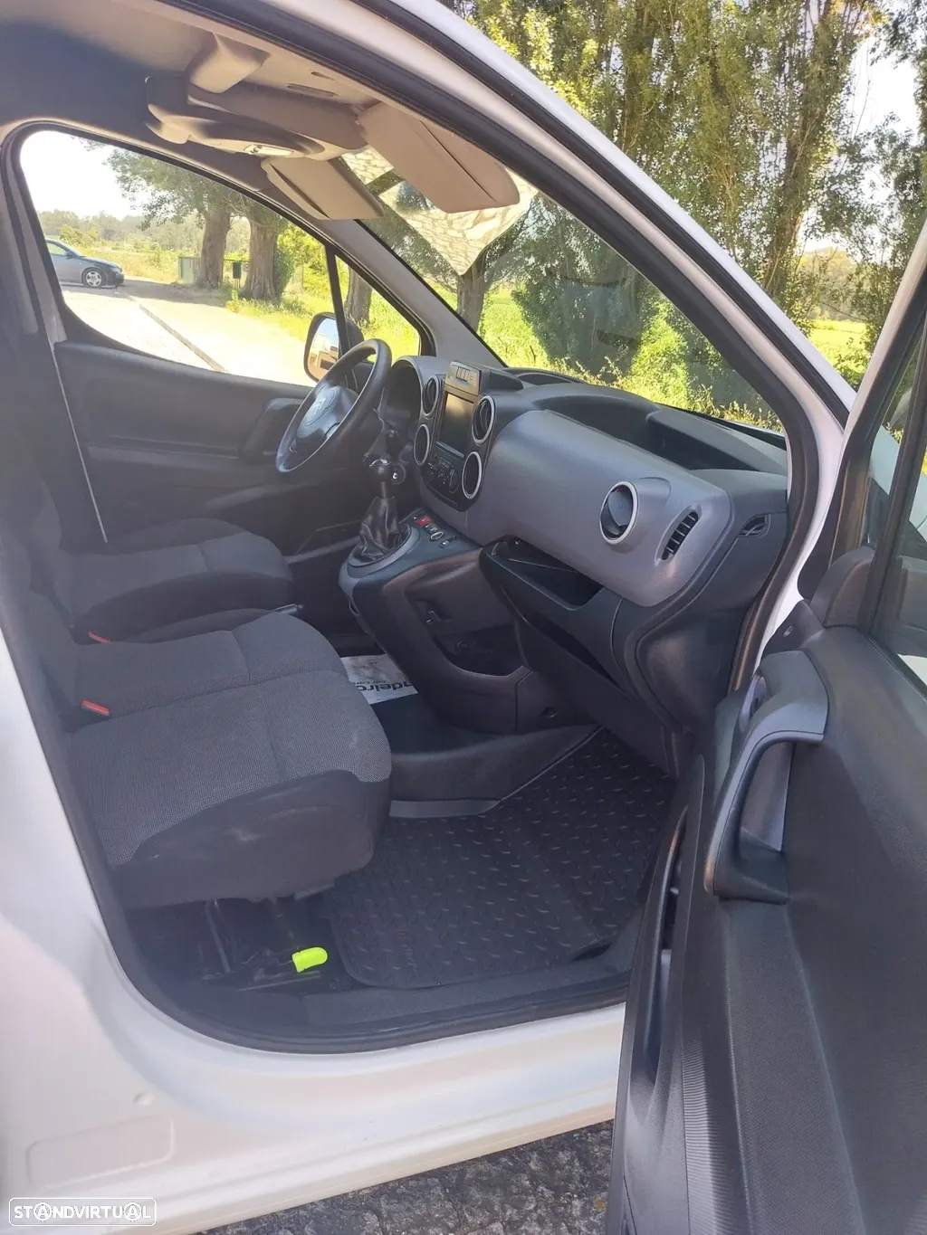Citroën BERLINGO - 12