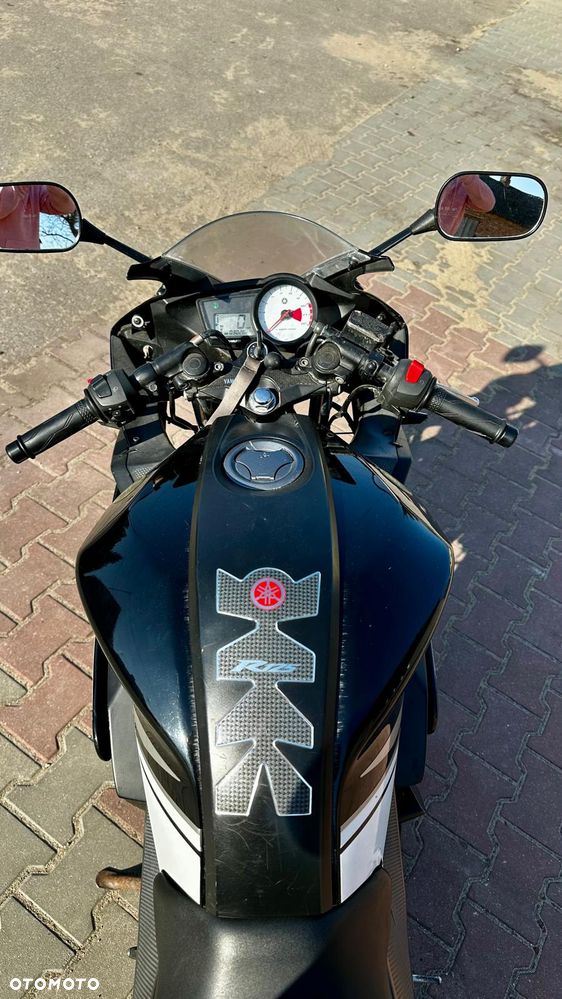 Yamaha YZF - 6
