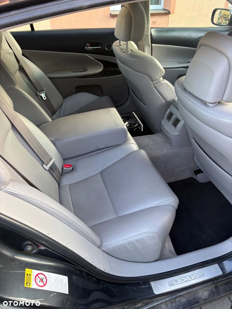Lexus GS - 16