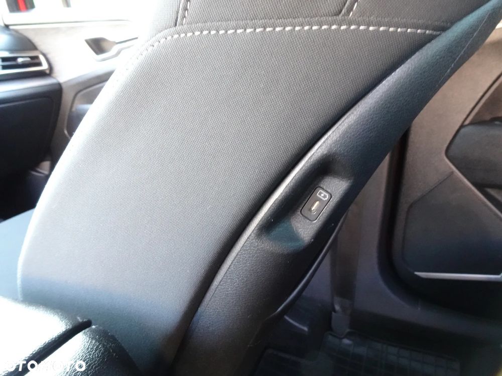 Kia Sportage 1.6 T-GDI L 2WD - 38