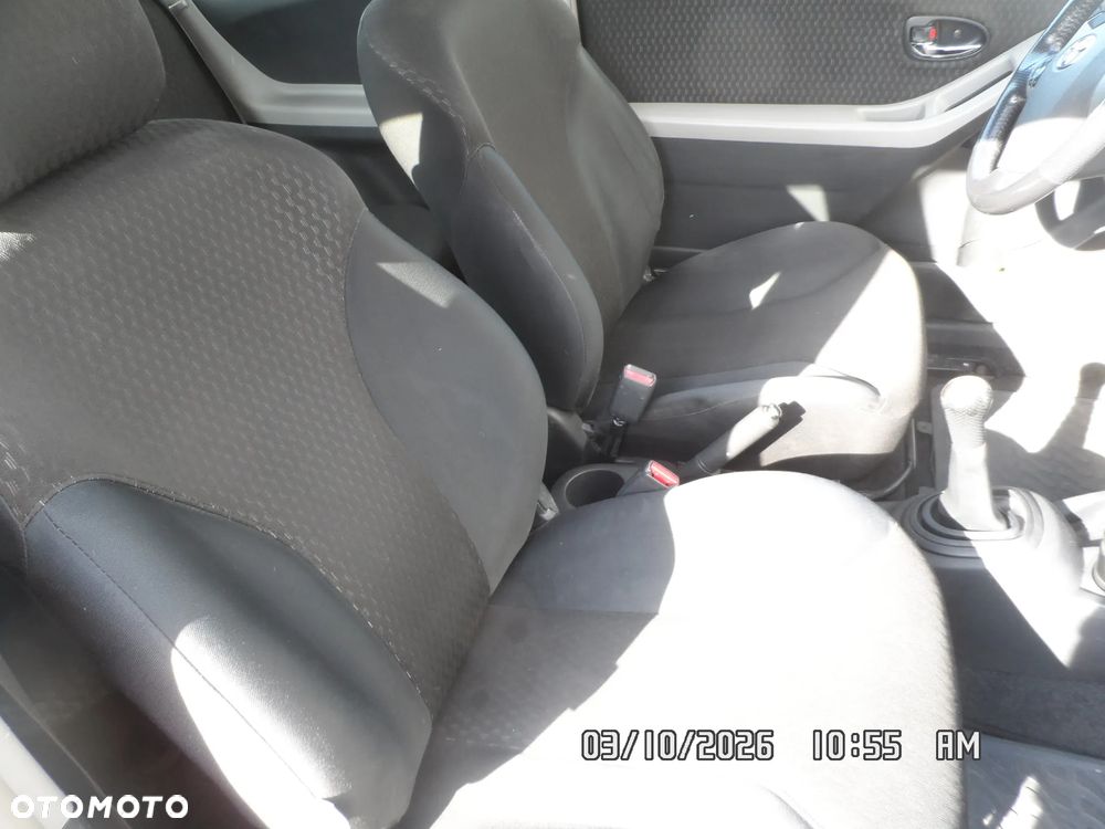 Toyota Yaris 1.8 VVT-i TSport - 12