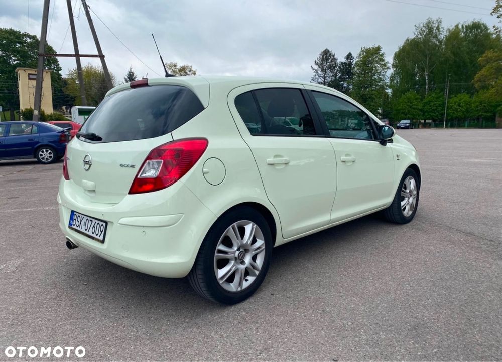 Opel Corsa - 4