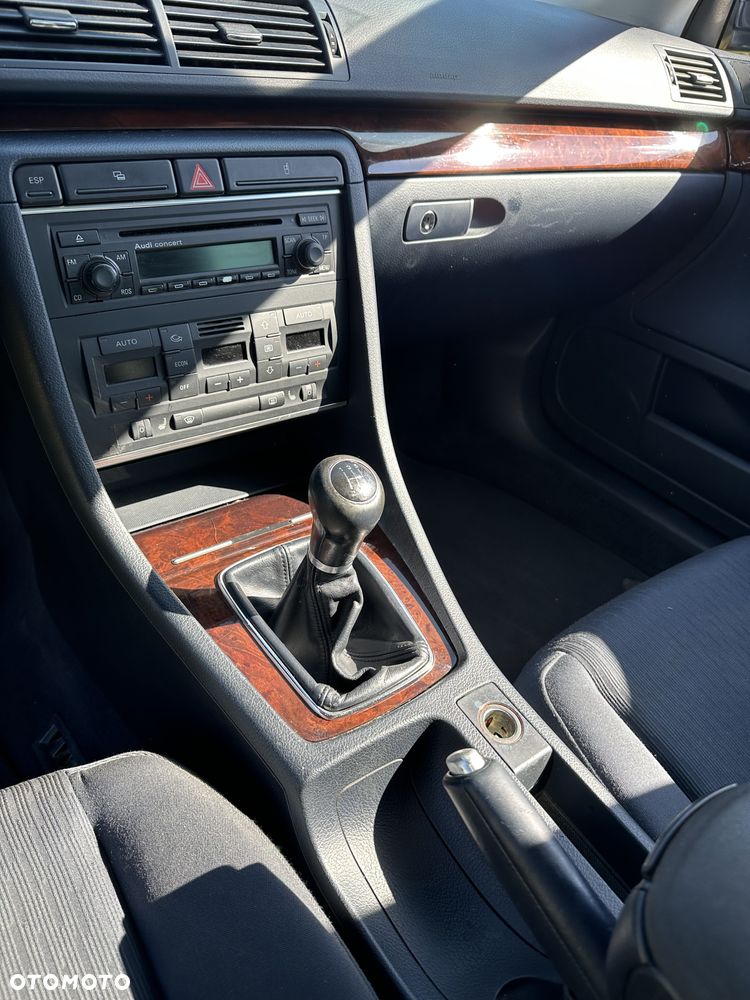 Audi A4 Limousine 1.8 T - 12