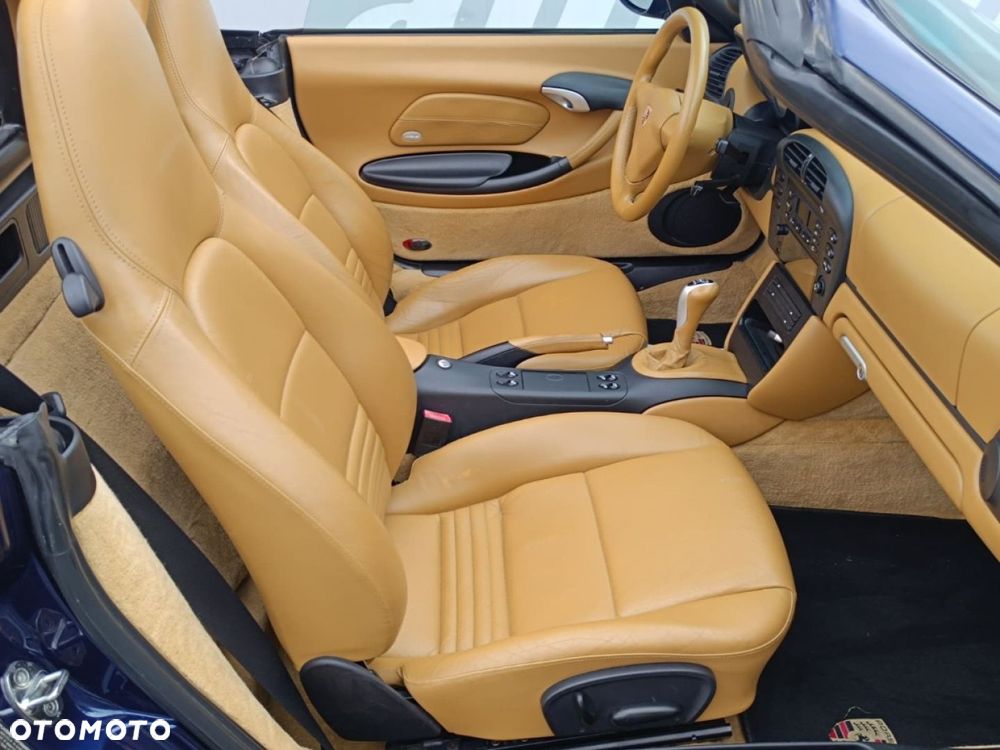 Porsche Boxster - 26