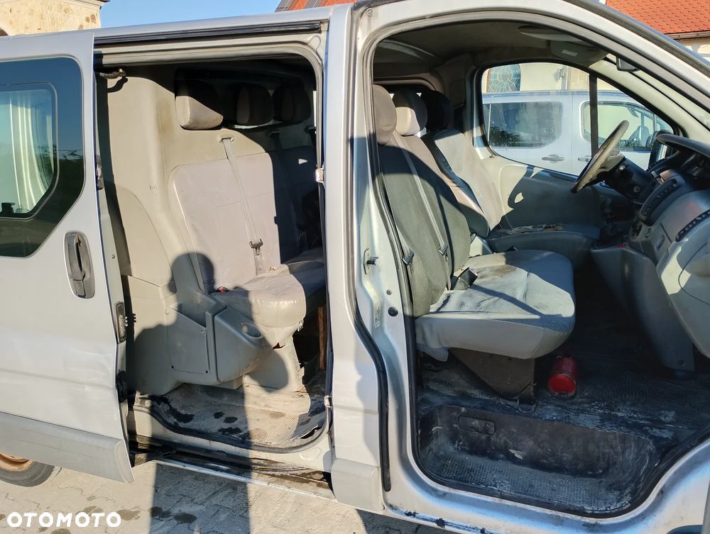 Renault Trafic - 6