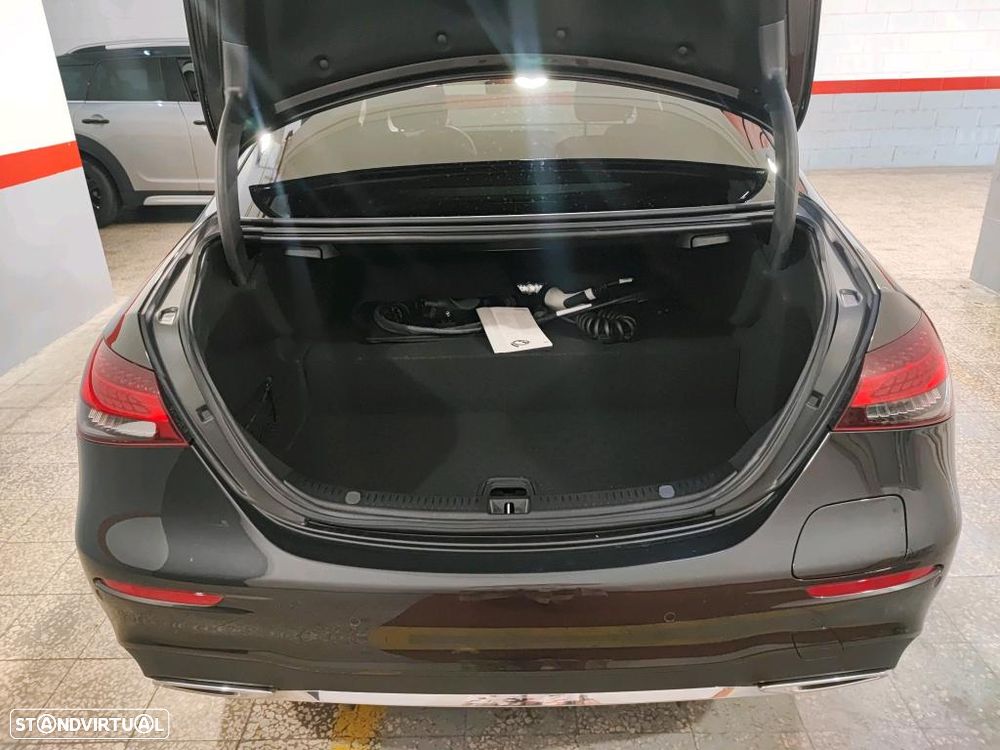 Mercedes-Benz E 300 de Avantgarde - 10