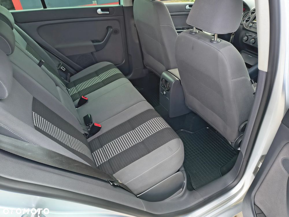 Volkswagen Golf Plus 1.9 TDI DPF United BlueMotion - 9