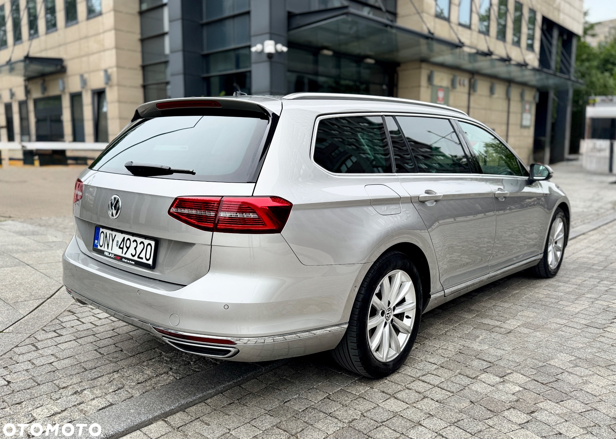 Volkswagen Passat 2.0 TDI 4Mot Elegance DSG - 6