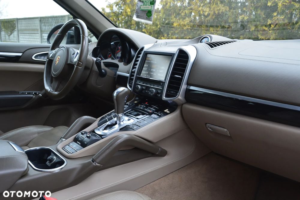 Porsche Cayenne S Tiptronic S - 17