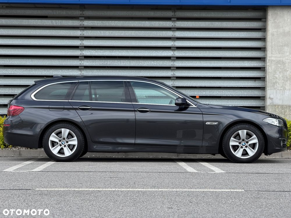 BMW Seria 5 520d xDrive - 7
