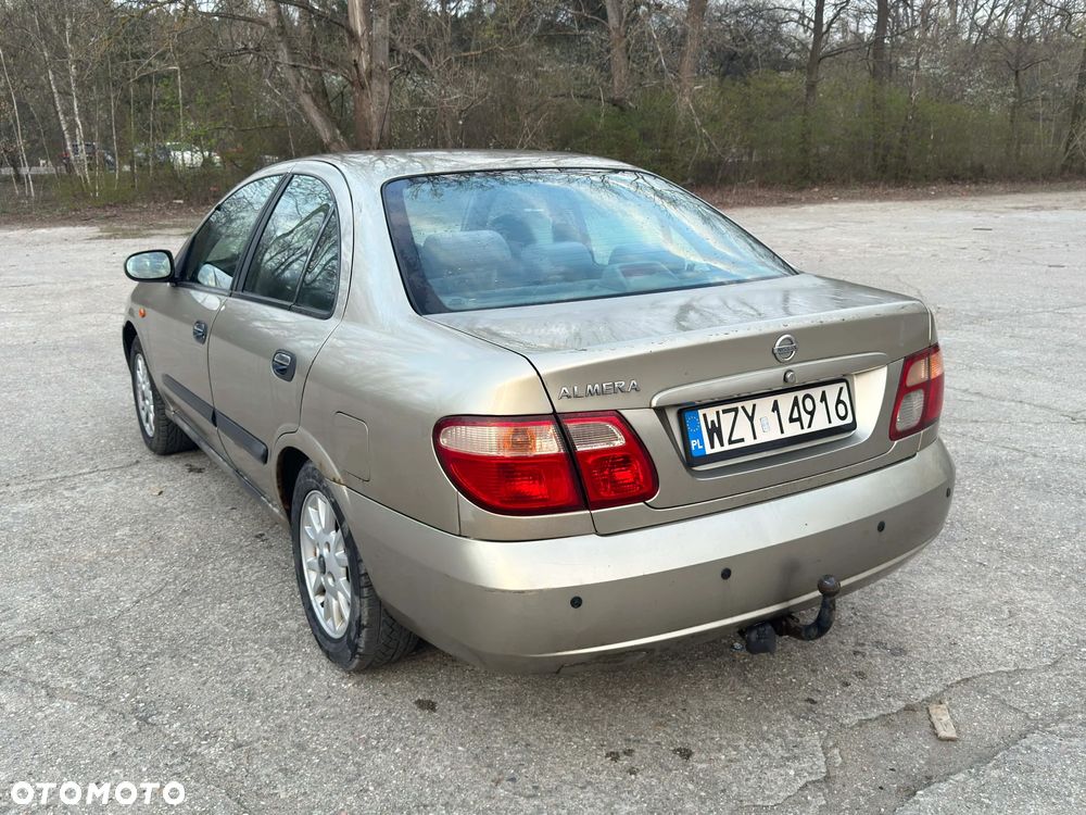 Nissan Almera 1.5 Comfort - 3