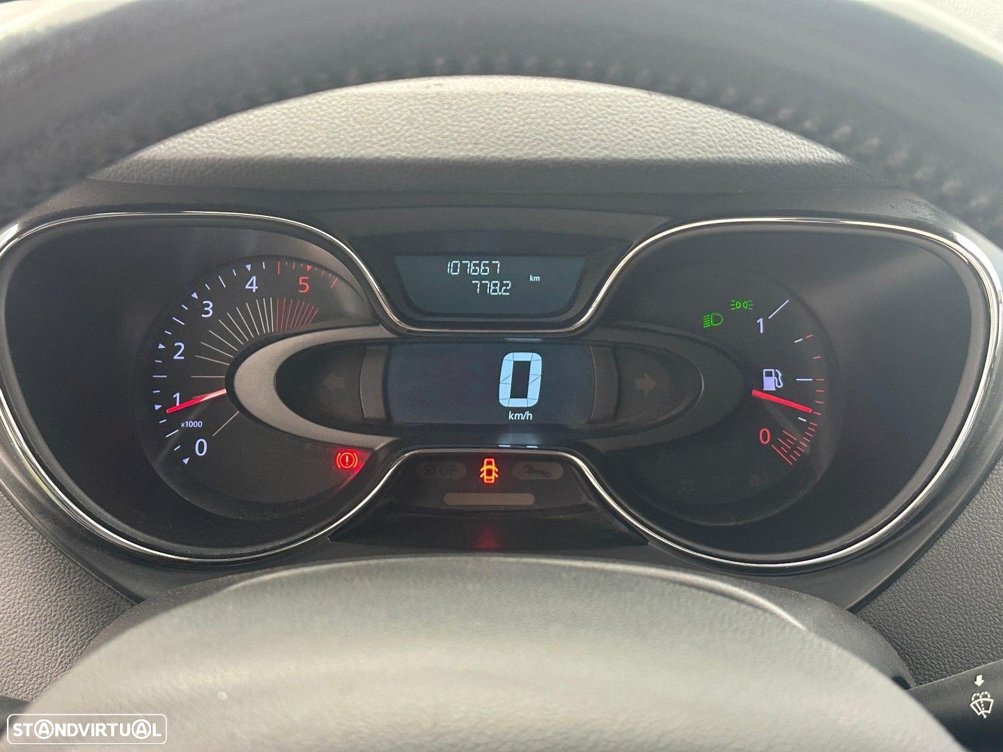 Renault Captur 1.5 dCi Expression - 9