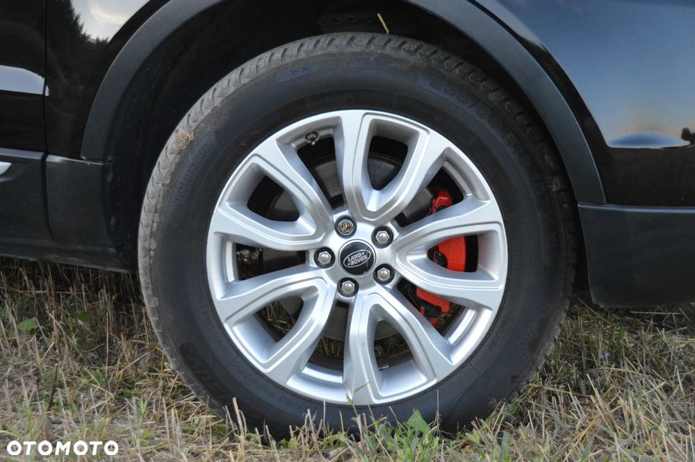 Land Rover Range Rover Evoque - 38