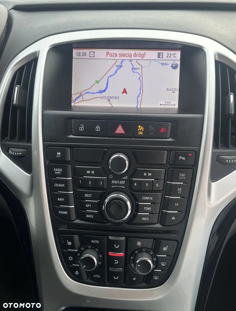 Opel Astra 1.6 T Cosmo - 8