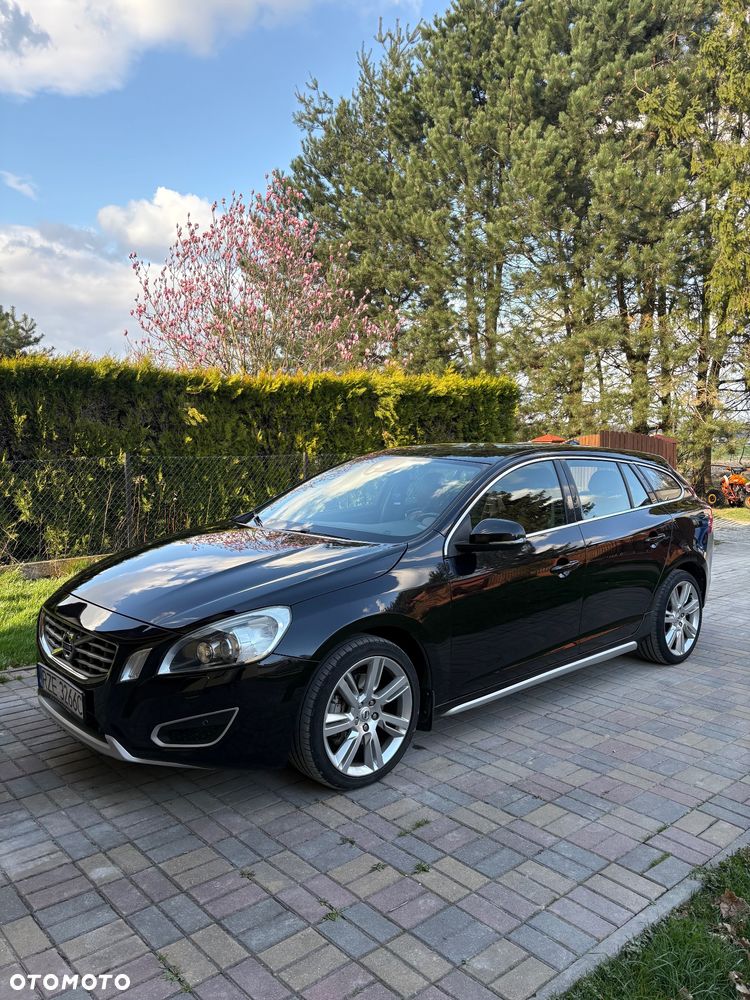 Volvo V60 2.0T - 12