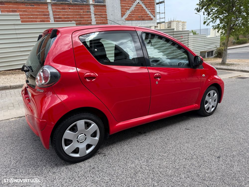 Toyota Aygo 1.0 + AC - 5