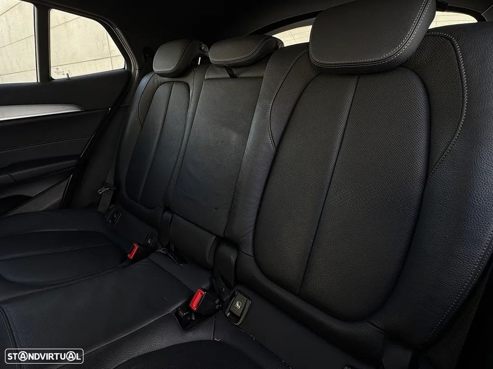BMW X2 25 e xDrive Pack M - 8