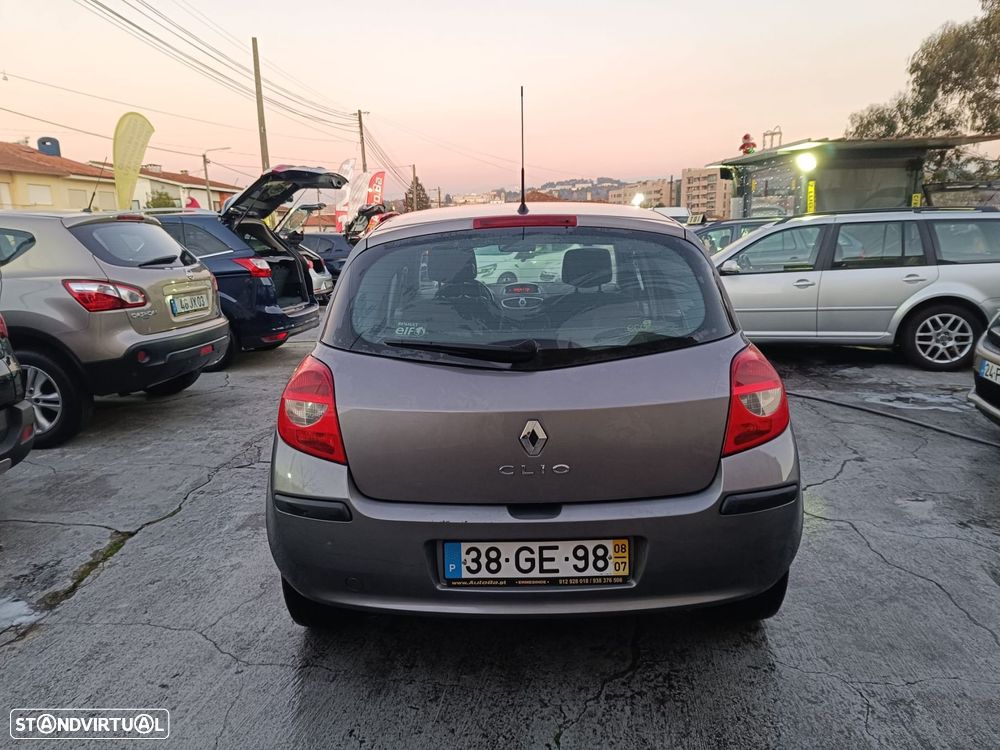 Renault Clio 1.2 16V Dynamique S - 14