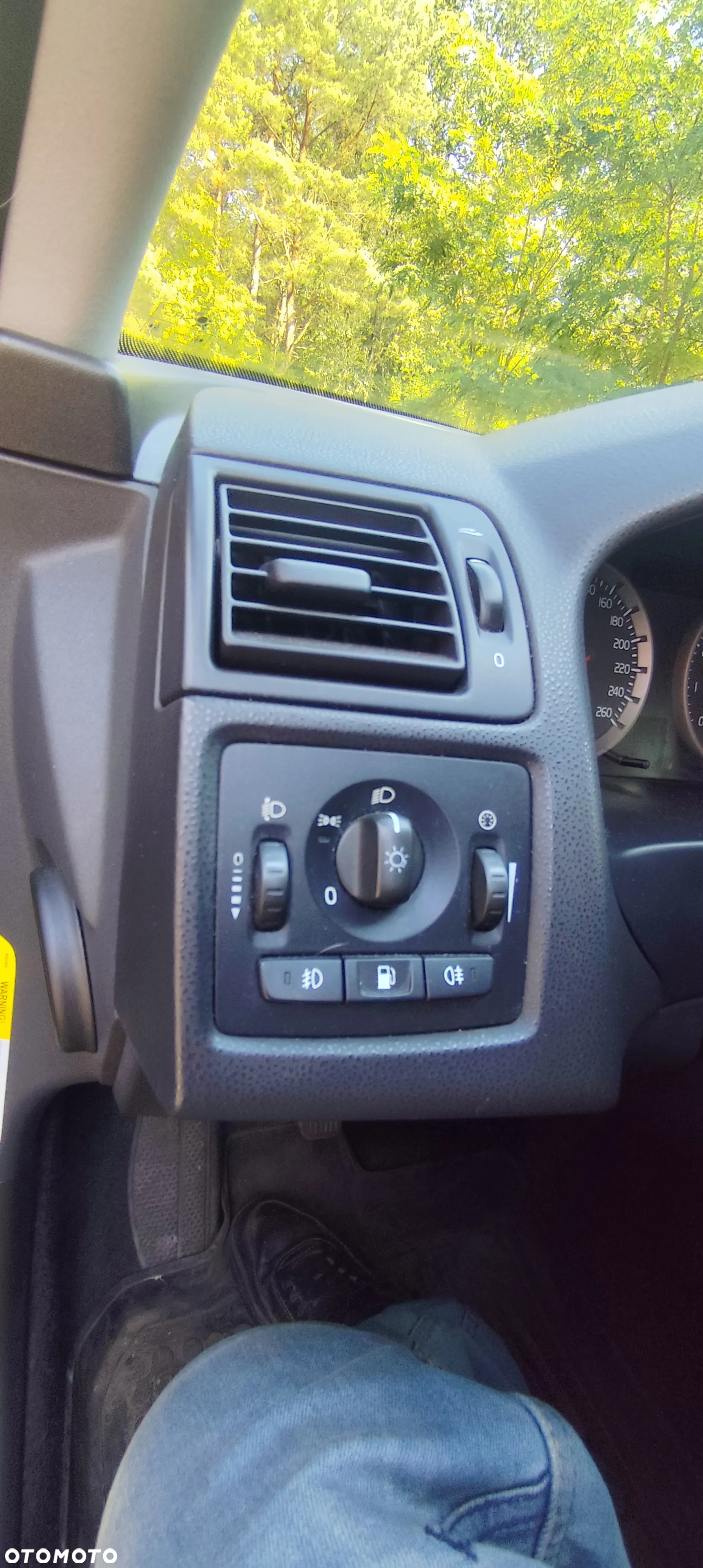 Volvo V50 1.8 - 12