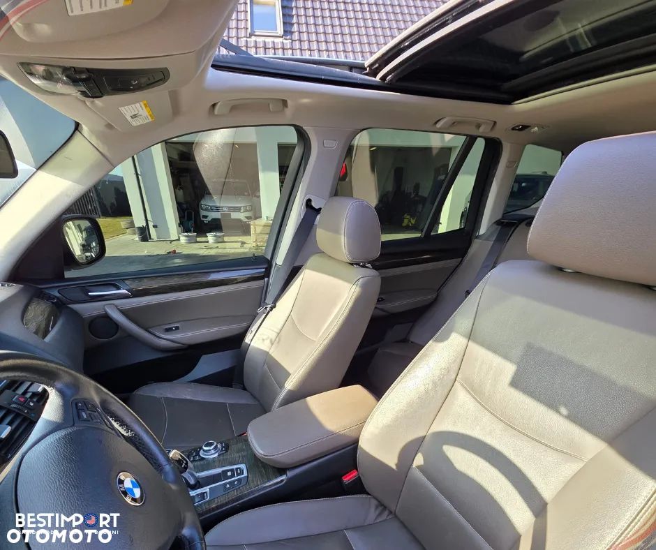 BMW X3 xDrive28i Advantage - 13