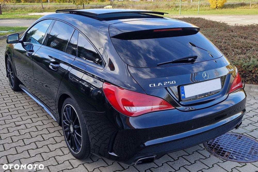 Mercedes-Benz CLA 250 4-Matic - 8