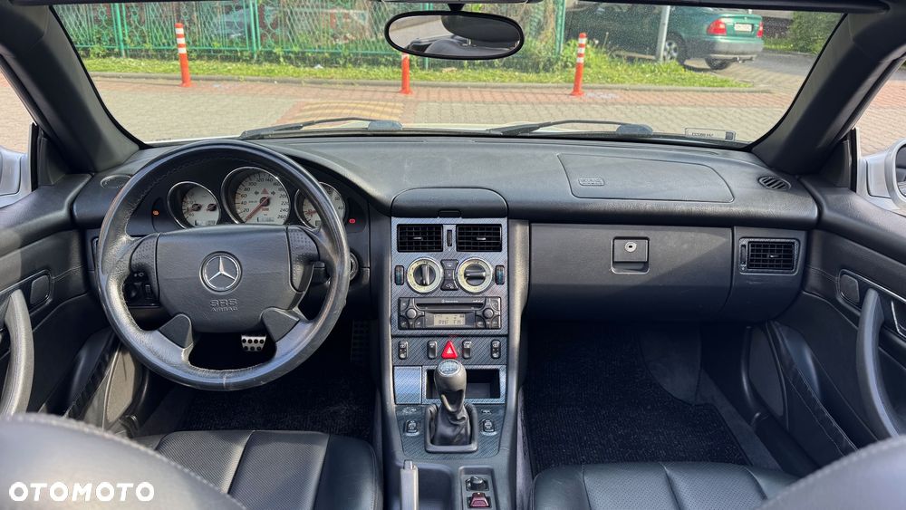 Mercedes-Benz SLK - 13
