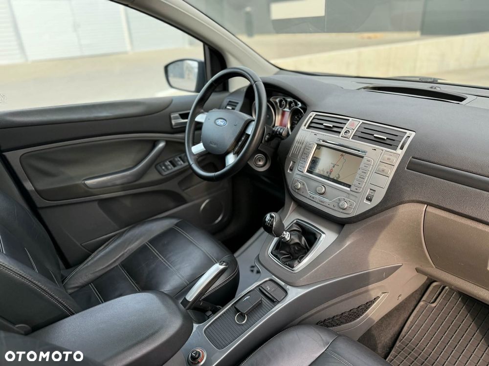 Ford Kuga 2.0 TDCi 4x4 Trend - 16